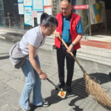 鹤洲社区开展环境卫生大扫除活动 美化辖区人居环境