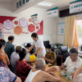 芦坪卫生院开展世界肝炎日暨宫颈癌疫苗免费接种宣传活动