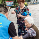 城南街道社区卫生服务中心:家门口的健康守护 家庭医生开展慢病随访