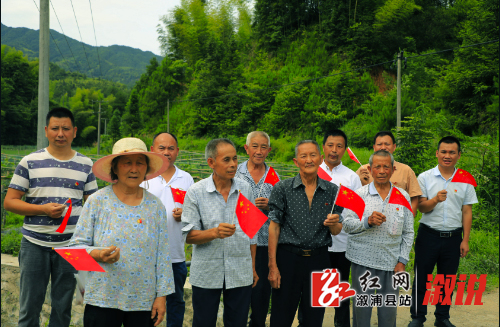庆祝党的生日.jpg