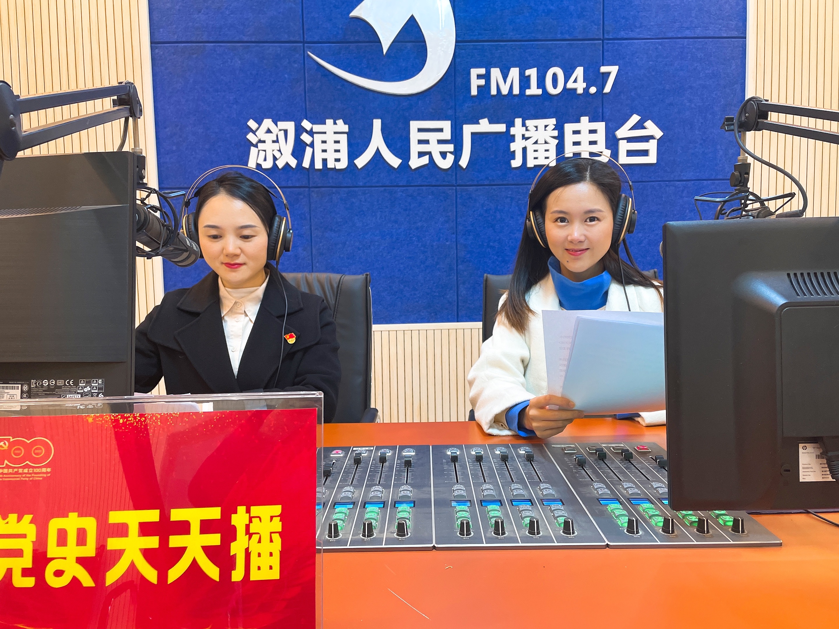 fbd4cecd3762e06fa2b9497bb419ee1.jpg
