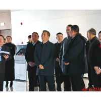 许忠建宣布启用怀化国际陆港多式联运中心