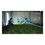 习近平时间 | 确保搬迁群众逐步致富