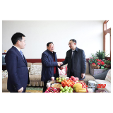 新竹高于旧竹枝，全凭老干为扶持——县领导走访慰问老干部