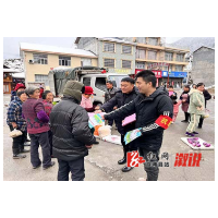 沿溪乡：劝导文明出行 把安全“戴”回家
