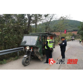 舒溶溪乡：推进“冬季攻势” 保障道路安全
