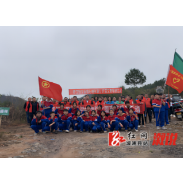 植树正当时，环保在行动——桥江镇开展义务植树和河道清理活动