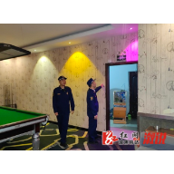 溆浦县消防救援大队开展畅通消防“生命通道”集中夜查行动