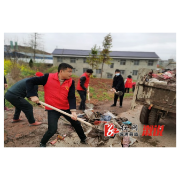 观音阁镇：党员干部齐上阵 环境卫生大换新