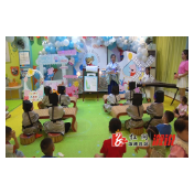感恩有你 一路相伴——溆浦县恩吉拉国际早教中心举办亲子早教活动
