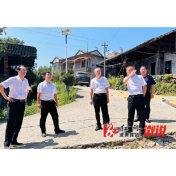 湖南铁道职院党委书记方小斌率队调研指导乡村振兴工作
