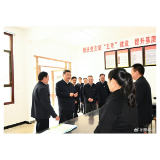 习近平在湖南考察农村基层减负情况