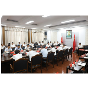突出“减负赋能增效”持续推进基层社会治理现代化——郑湘主持召开乡镇党委书记座谈会
