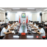 郑湘主持召开乡镇党委书记座谈会