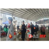 舒溶溪乡：开展集市安全检查暨道路安全宣传活动
