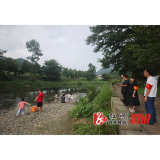 两丫坪镇：“三防”齐下 织密防溺水“安全网”