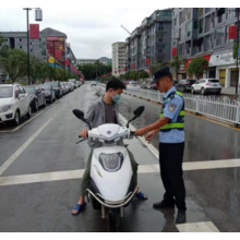 龙潭镇：开展道路交通安全专项整治行动