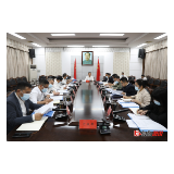 县委常委会会议召开