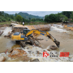 溆浦：党旗飘扬在灾后恢复重建现场