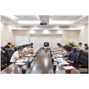 黎春秋在研究整治城市“斑点”推动城市更新工作时强调：有力有序推动城市更新 促进城市功能完善品质提升安全宜居