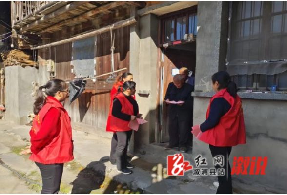 龙潭镇：密织消防安全“防护网” 走家串户落实“敲门行动”