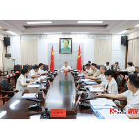县委常委会会议召开