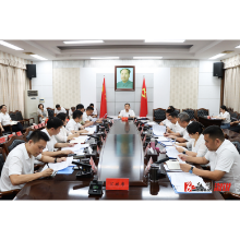 县委常委会会议召开