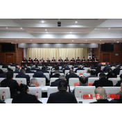 坚持教育优先发展 加快建设教育强县 ——全县教育大会召开