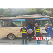 沿溪乡：护航假日交通 坚守道路安全