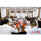 聚焦“一核四区”战略 推动民宿规范提质 打造雪峰山民宿区域公共品牌——彭丁峰调研雪峰山山地旅游度假区民宿建设工作并召开座谈会