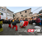 溆浦龙潭:千年花灯映乡愁 点亮新春民俗宴