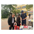 溆浦县消防开展“5·12”全国防灾减灾日集中宣传活动