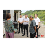 坚决守牢安全发展底线 全力推进项目提质增效——彭丁峰到乡镇调研地质灾害防治、安全生产及防汛备汛工作