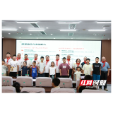 守护少年向阳成长 点亮青春逐梦航程——溆浦县人社局开展“呵护青少年健康成长”活动