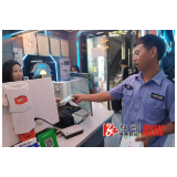 县文化执法大队开展娱乐场所禁毒宣传