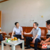不忘初心继承优良传统 接续奋斗办好怀化事情 许忠建看望慰问老领导老同志
