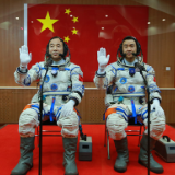 航天旅程｜出差天宫的爸爸给孩子的一封信