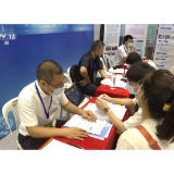 焦点访谈：聚多方力 架就业桥