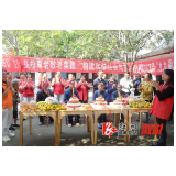 两丫坪镇：温馨生日会 情暖敬老院