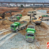 怀化国际陆港跑出建设“加速度” 今年已开行班列97列，同比增长325%