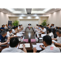 黎春秋专题调度重点建设项目推进工作时要求：着力破解瓶颈制约 奋力跑出项目建设“加速度”