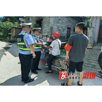 油洋乡：深入开展“一盔一带”专项整治行动
