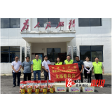 慰问低收入群众 殷切关怀暖人心