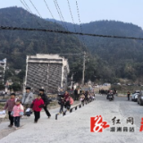 统溪河镇：人大代表“路”力行，学校道路安全大升级