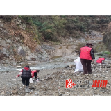 淘金坪乡：开展“传承雷锋精神，保护母亲河”活动