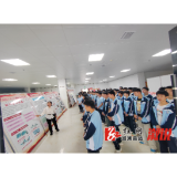 县档案馆：追寻档案记忆 弘扬爱国情感