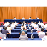 许忠建在全市巩固拓展脱贫攻坚成果同乡村振兴有效衔接工作推进会上强调：强化问题导向打好“翻身仗”