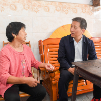许忠建在溆浦县督导检查巩固拓展脱贫攻坚成果同乡村振兴有效衔接工作