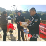 祖师殿镇：赶集日忙普法 法护航暖民心