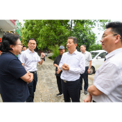 许忠建专题调研第五届湖南旅游发展大会重点项目建设